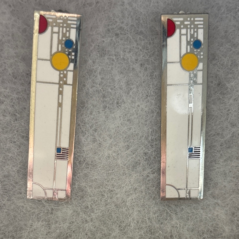 Frank Lloyd Wright design earrings